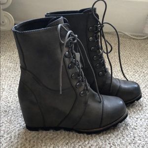 Wedge lace up combat boots